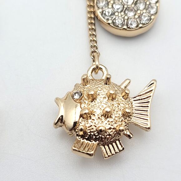 Lilly Pulitzer Gold Fish Drop Earrings Dangling Sparkly Puffer Fish Ocean Resort - Picture 5 of 8
